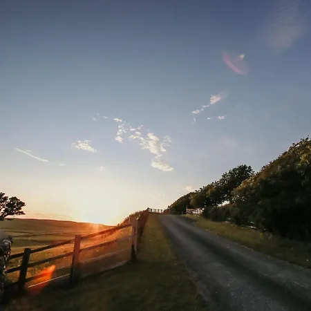 Sledbank In The Hill, An Ideal Base For A Romantic Break With Hot Tub Silecroft