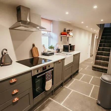 Sledbank In The Hill, An Ideal Base For A Romantic Break With Hot Tub Casa de Férias Silecroft