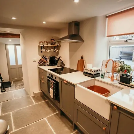 Casa de Férias Sledbank In The Hill, An Ideal Base For A Romantic Break With Hot Tub *