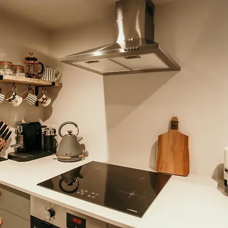 Sledbank In The Hill, An Ideal Base For A Romantic Break With Hot Tub Silecroft